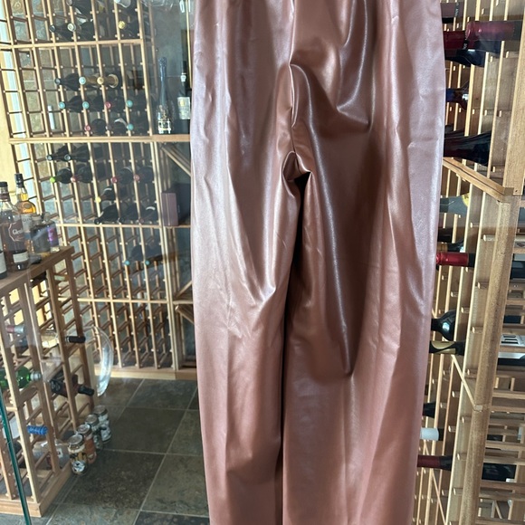 Pant in faux cuir brown in 34 - Picture 5 of 6